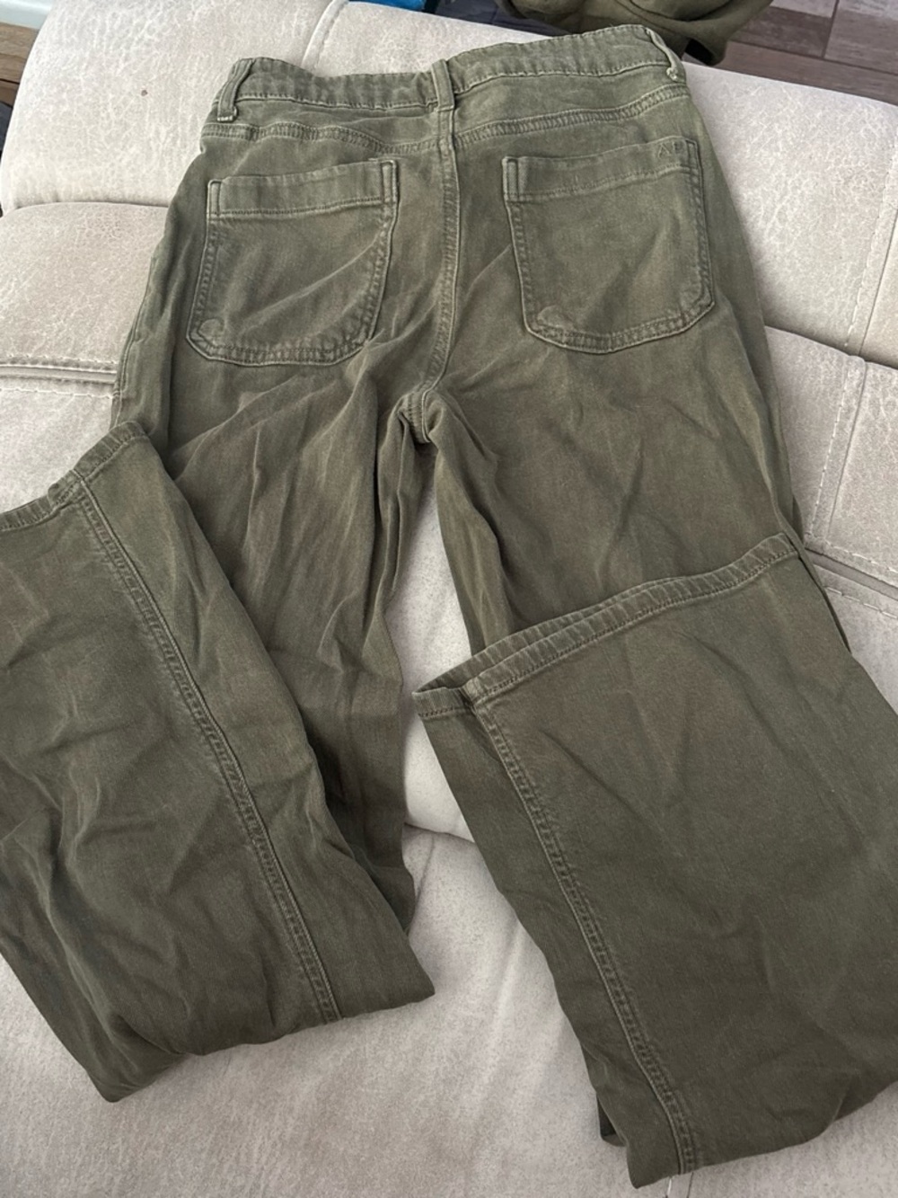 American Eagle Outfitters Olive Green Women's Casual Pants